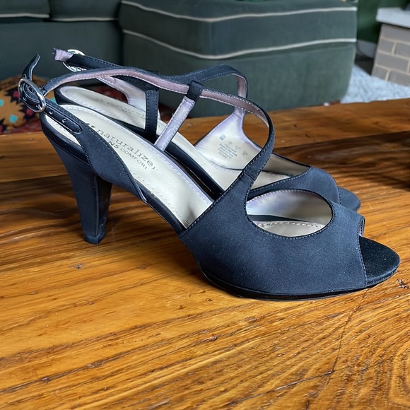 Naturalizer Open toed heels size 9 - Picture 4 of 4